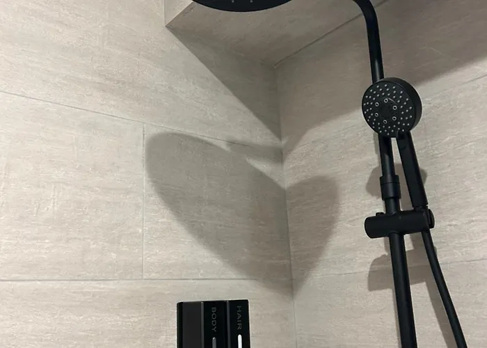 Cocoon Au Pied Des Montagnes *